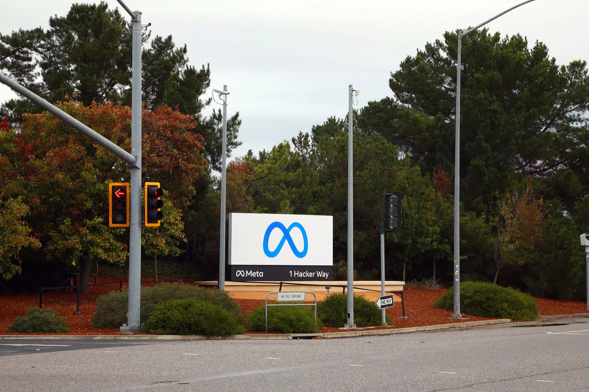 Meta завершує використання перевірки фактів, ефективність якої доведена дослідженнями